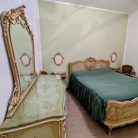 Appartamento Incentro Genova Esterno foto